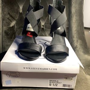 Steve Madden Maarla black size 9 1/2